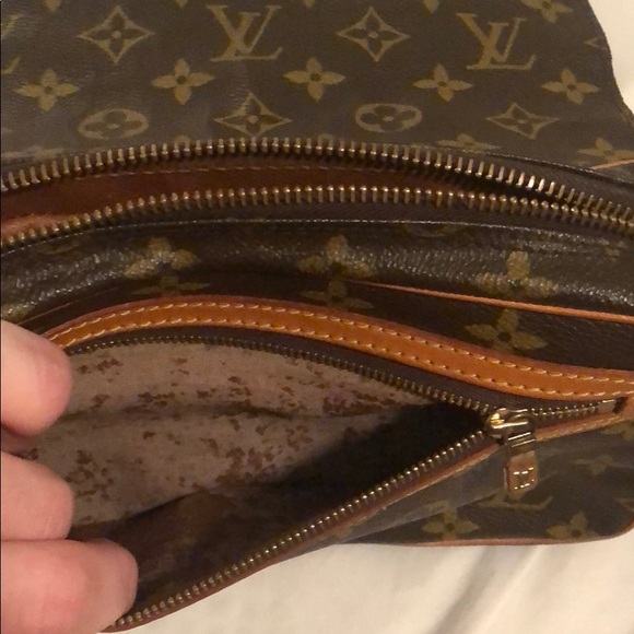 Louis Vuitton messenger bag - Picture 6 of 6